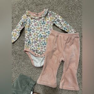 Floral Long Sleeve Onesie and Pink Pants Set 3-6m